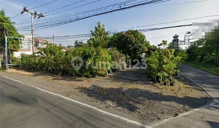 Tanah dan bangunan tepi Jln raya dekat Ramada Suites Hotel Colomadu Tanah dan bangunan tepi Jln raya dekat Ramada Suites Hotel Colomadu