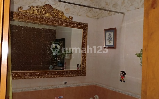 Rumah full furnish desain Klasik Eropa dkt RS Panti Waluyo Jajar Solo 2