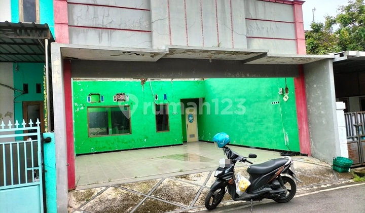 Land + Building in the Full Residential Area of Purbayan Baki