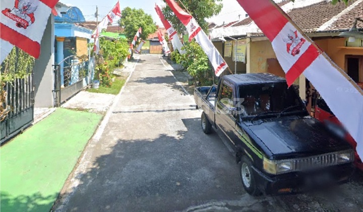 Affordable House in Housing Complex Near Intanpari Waterpark, Karanganyar City 2