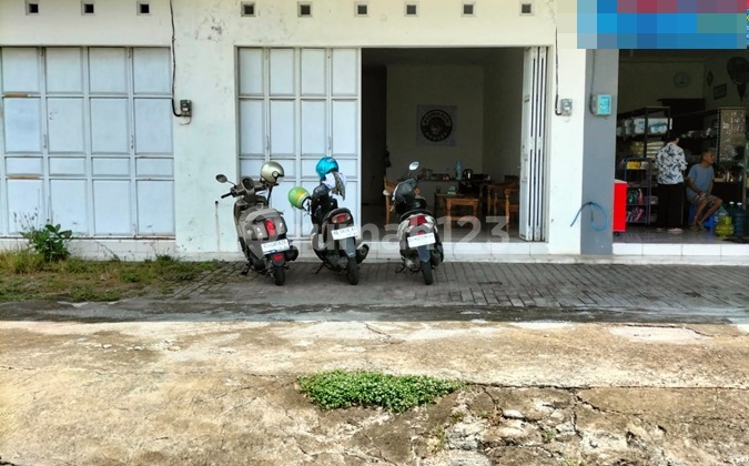 Ruko harga miring daerah Siwal Bali dekat Mangesti Raya Gentan Ruko harga miring daerah Siwal Bali dekat Mangesti Raya Gentan