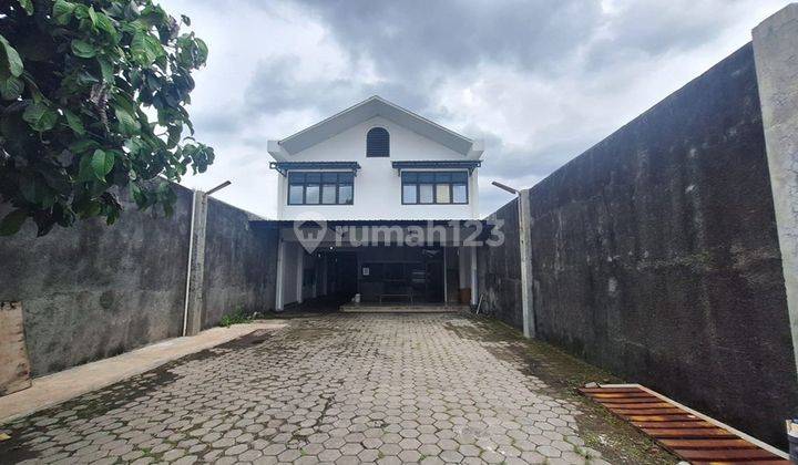 Gudang dengan ruang kantor lengkap kawasan pergudangan Baki 1