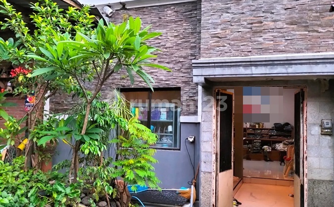 Rumah cantik Purbayan kawasan full perumahan dekat Gentan