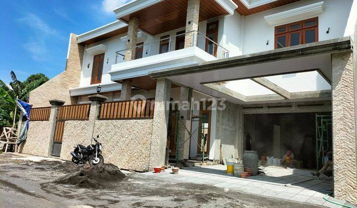 Rumah Mewah Bangunan Baru Dekat Smpit Nur Hidayah Sumber Solo 1