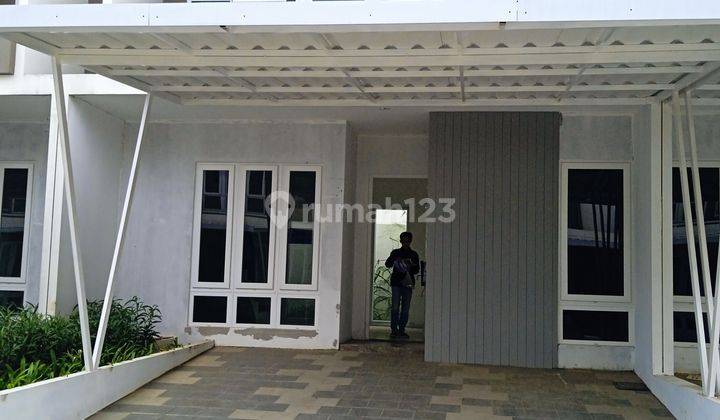 Rumah 2 Lantai Baru Siap Huni Shm Dekat Perkotaan Pusat Bisnis 2