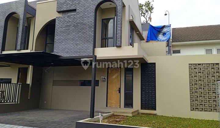 Rumah 2 Lantai Shm Cukup Mewah Terjangkau Marketable Akses Strategis  2