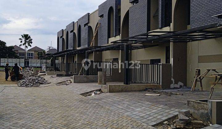 Rumah 2 Lantai Baru Exclusive Kota Bogor Depat Ke Pusat Perkotaan Lokasi Marketable 2