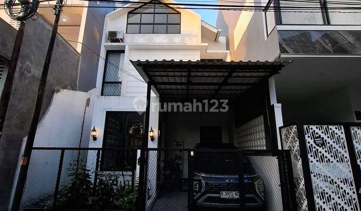 Rumah Scandinavian Cantik di Nusaloka BSD 1