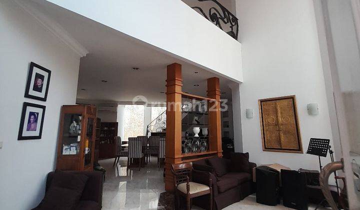 Rumah 2 Lantai Bagus SHM di Jl. Pela Raya, Jakarta Selatan 1