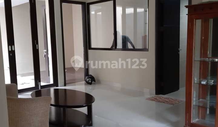Rumah Bagus Semi Furnished SHM Sektor 7-Bintaro, Tangerang Selatan 2