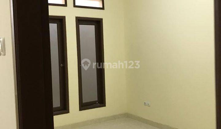 Dijual Rumah Jalan Parkit Bintaro Jaya Sektor 2 Bintaro, TangSel 1