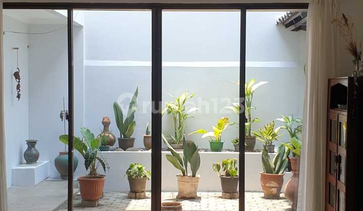 Nice Semi-Furnished House with SHM in Sector 7-Bintaro, South Tangerang 2