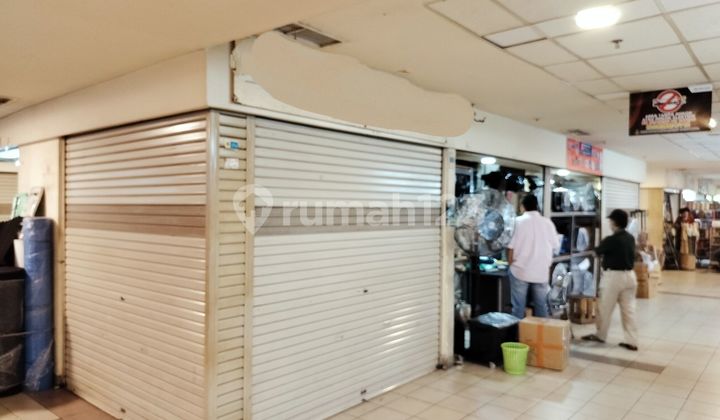 Disewakan Murah 4 Kios Gandeng (Letter L) di LTC Glodok Jakarta 1