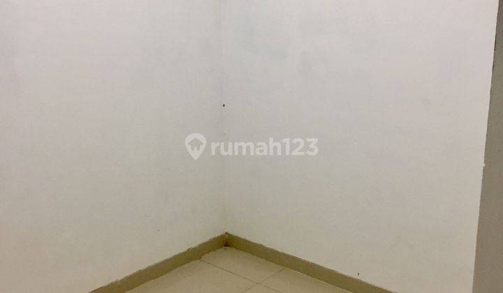 Rumah Strategis Cocok Untuk Kost di Babakan Tarogong 2