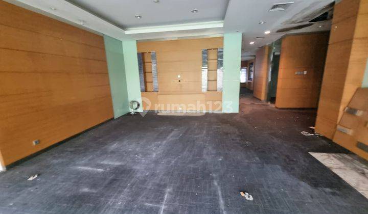 Rumah + Gudang Lokasi Strategis Mainroad di Dago 13