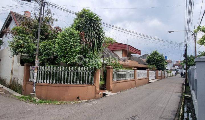 Rumah Ada Taman Cantik Banget di Buah Batu 1