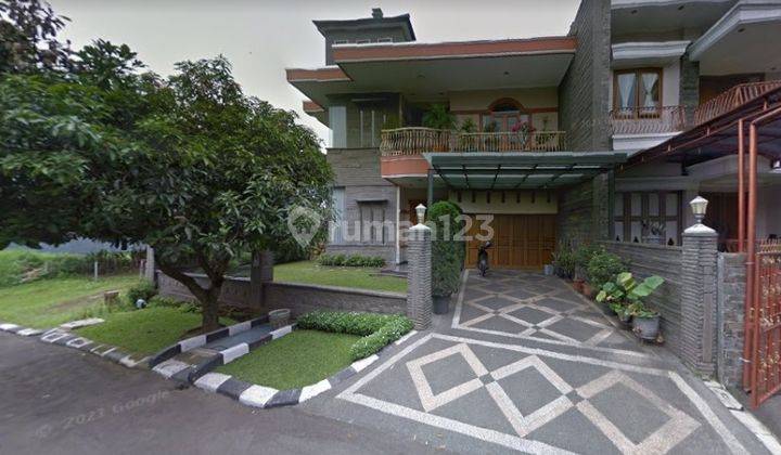 Rumah Cakep Banget Dalam Komplek di Taman Millenium 1