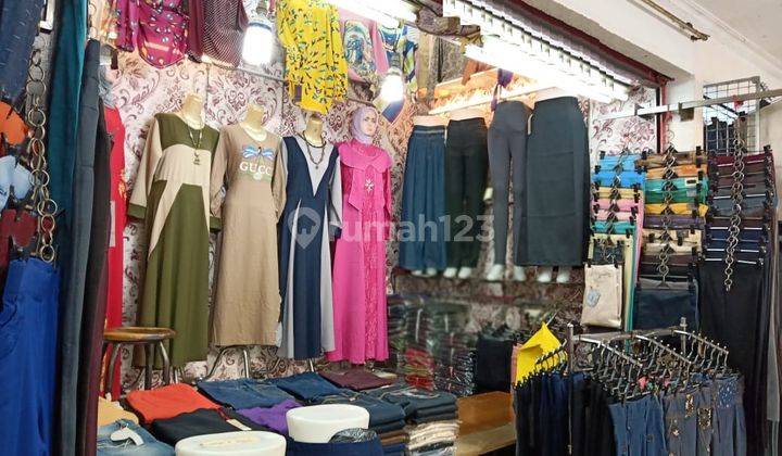 Kios Area Ramai di Pasar Baru 2