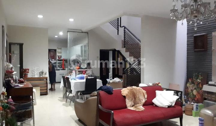 Rumah Area Kota Sudah Ada Line Telepon di Turangga Rumah Area Kota Sudah Ada Line Telepon di Turangga