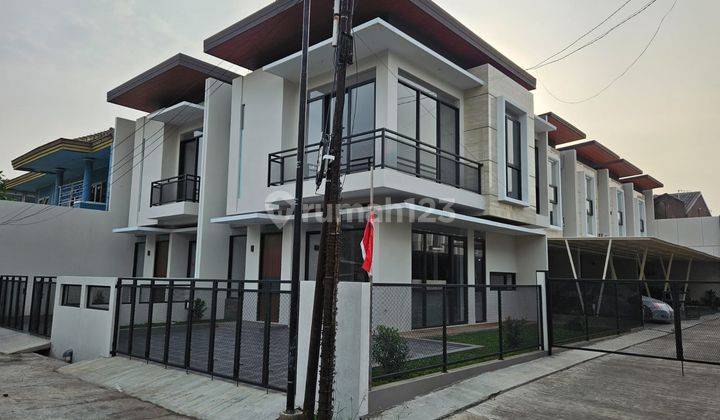 Rumah Bagus Ada 2 Lantai Sudah Siap Huni di Leuwi Sari 1