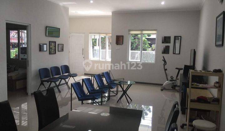 Rumah Cocok Untuk Tempat Usaha Ada 4 Carport di Taman Rahayu 1 1