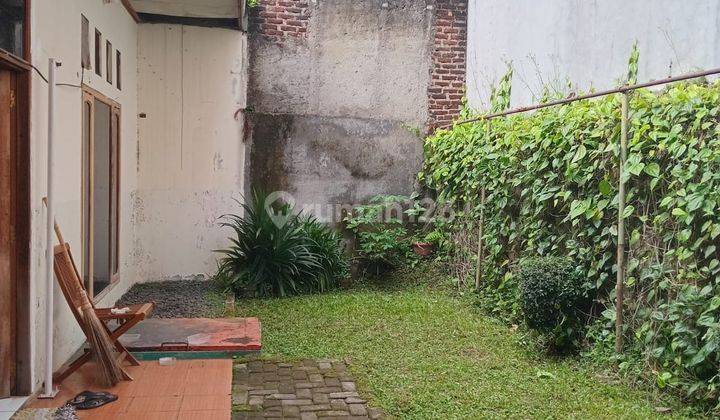 Rumah Sejuk Ada Taman Belakang di Parahyangan Permai, Gegerkalong 2