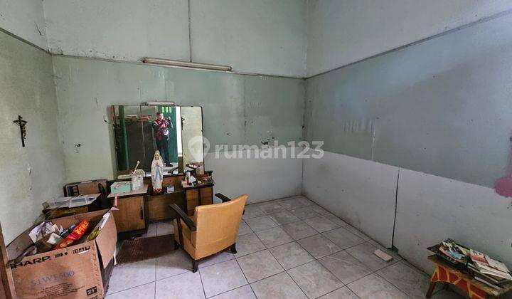 Ruko Terawat Cocok Untuk Kantor Usaha di Sudirman 2