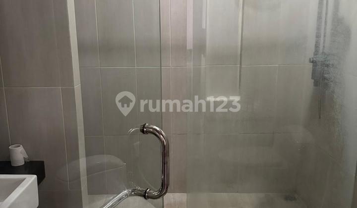 Rumah Modern Asri Siap Huni di Setraduta 2