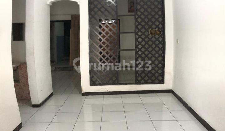 Rumah Siap Huni Lokasi Strategis di Sarijadi bisa Disewakan