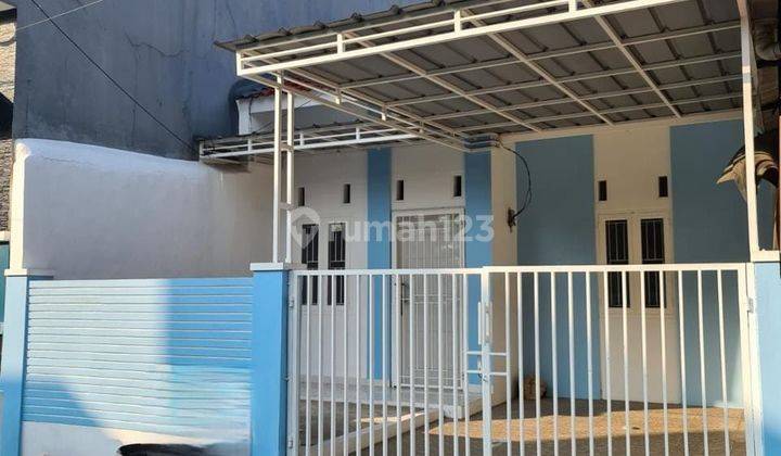 Rumah Bangunan Mulus di Taman Harapan Baru Harga Bagus 21186 Rc 1