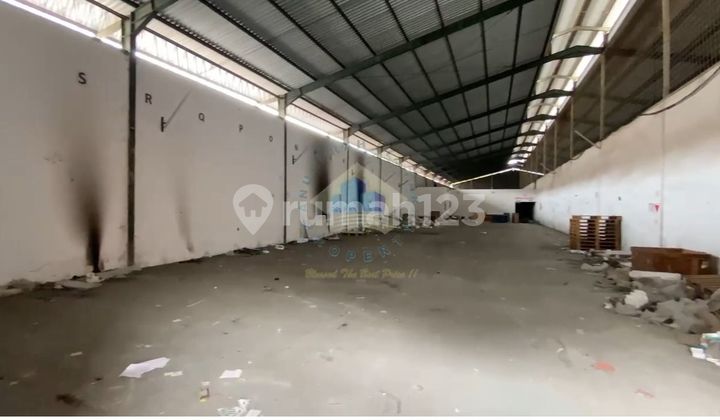 Jaul Pabrik Di Jalan Raya Pantura Serang-Jakarta, Ciujung Keragilan, Banten