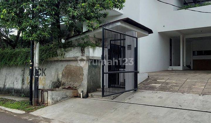 RUMAH KANTOR 2 LANTAI DI JAKARTA SELATAN 1