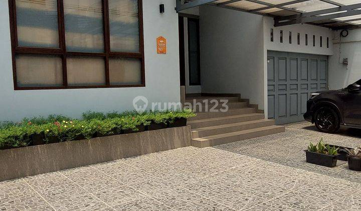 Rumah 2 Lantai Modern Minimalis Di Meruya Ilir 1