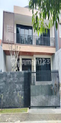 Beli Rumah Brand New 2 Lantai di Santorini Sentul City Bogor Bonus Villa Puncak