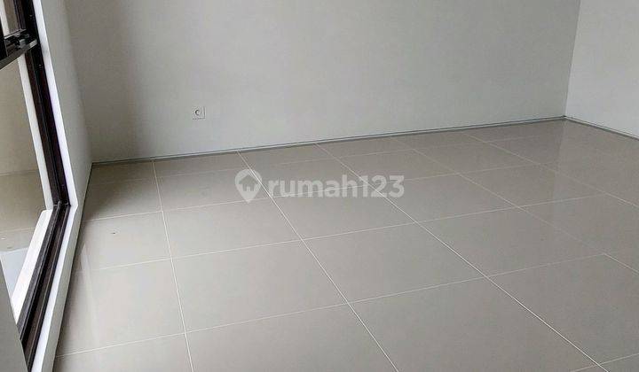 Disewakan Rumah Siap.huni 2 Lt Di Bsd 2