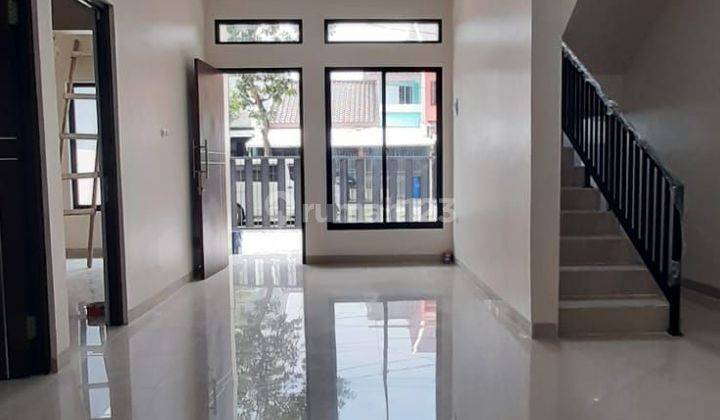 Rumah 2 Lantai Modern Minimalis Di Villa Melati Mas 2