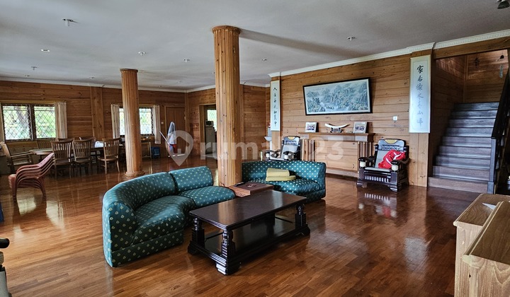 VILLA MEGA MENDUNG, Mountain View, Fresh Air