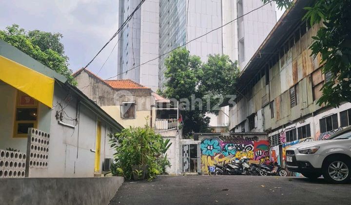Property Emas di jantung Mega Kuningan 1