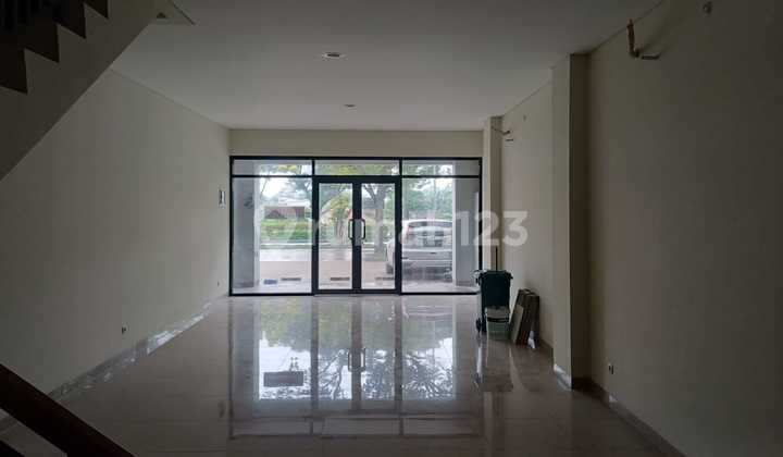 Ruko Di Metland Cybercity Hadap Jalan Raya Ready