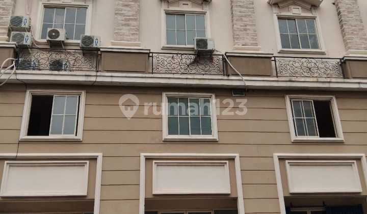 Ready Shop House in Green Lake City, Cipondoh, Tangerang 2