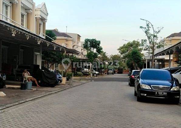 Rumah 2 Lantai Shm Di Green Lake City Cipondoh Tangerang  2