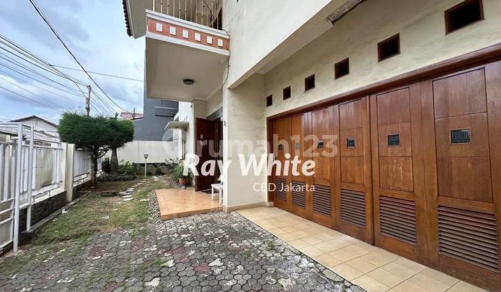 Rumah Siap Huni dan Tenang di Daerah Permata Hijau - Kebayoran Lama Jaksel