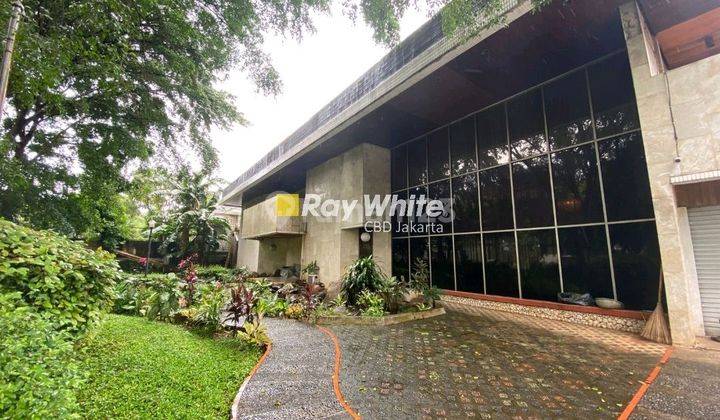 Dijual Rumah Mewah Daerah Pondok Indah di Jl Sekolah Duta Raya 1