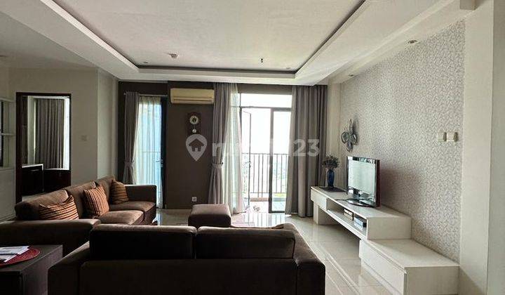 3BR Furnished Apartment di Hampton&#39;&#39;s Park Apt. 2