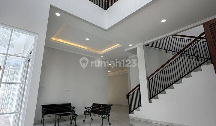 Rumah Dekat MRT Brand New Design Modern Klasik Di Cempaka Lestari Lebak Bulus 2