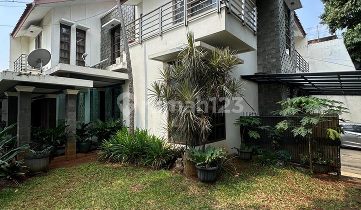 Premium Location House in Kebayoran Baru, South Jakarta