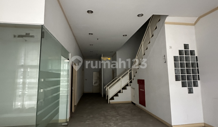 4-Storey Office Space in Ambassador Mall, Kuningan, South Jakarta 4-Storey Office Space in Ambassador Mall, Kuningan, South Jakarta