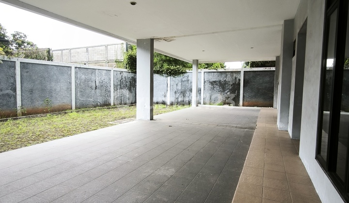 3-STORY TOWNHOUSE, NEW BUILDING IN A STRATEGIC LOCATION IN Bintaro Pesanggrahan, South Jakarta