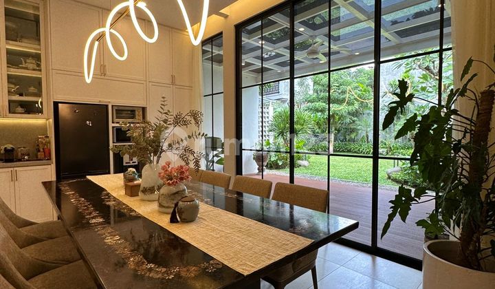 For Sale Newly renovated commercial area house on Jaksa Street - Kebon Sirih. 1