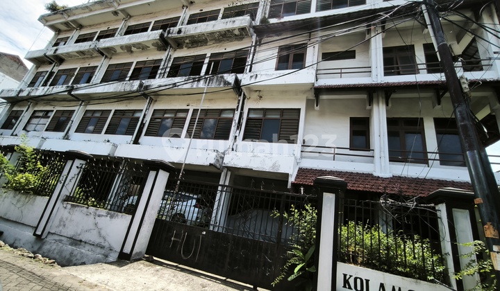 Bangunan 4 Lantai di Jakarta Barat cocok untuk dijadikan kost eksklusif Lokasi Strategis dan Premium Bangunan 4 Lantai di Jakarta Barat cocok untuk dijadikan kost eksklusif Lokasi Strategis dan Premium